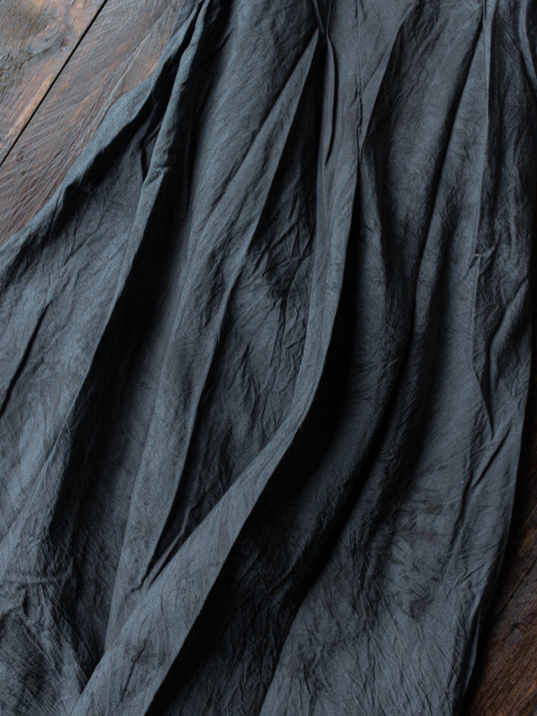 Forgotten Materials WMS｜Pleat Dress (Natural Dyed Navy/Black)