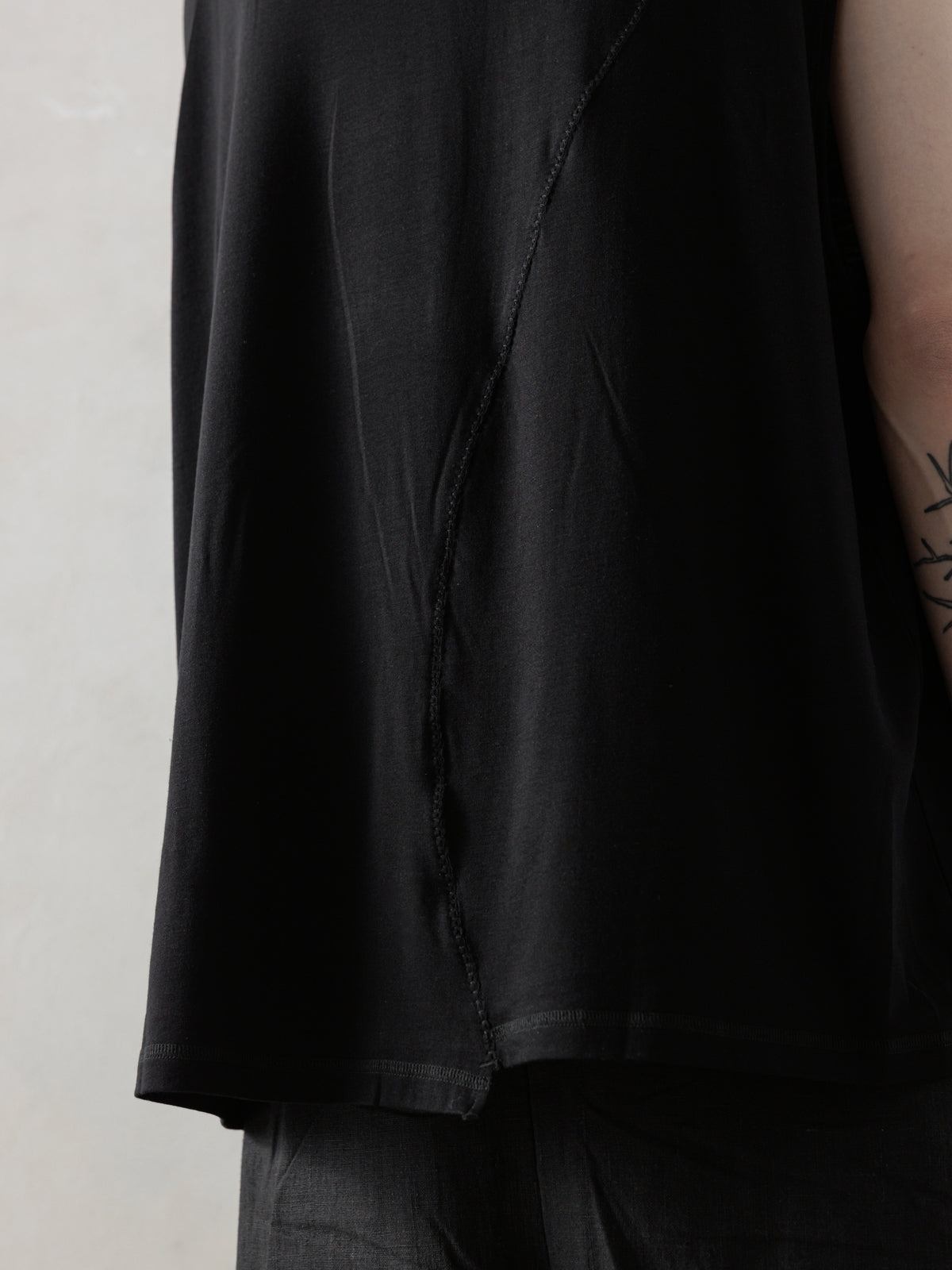 25SS｜Semi-sheer Vest (Black)