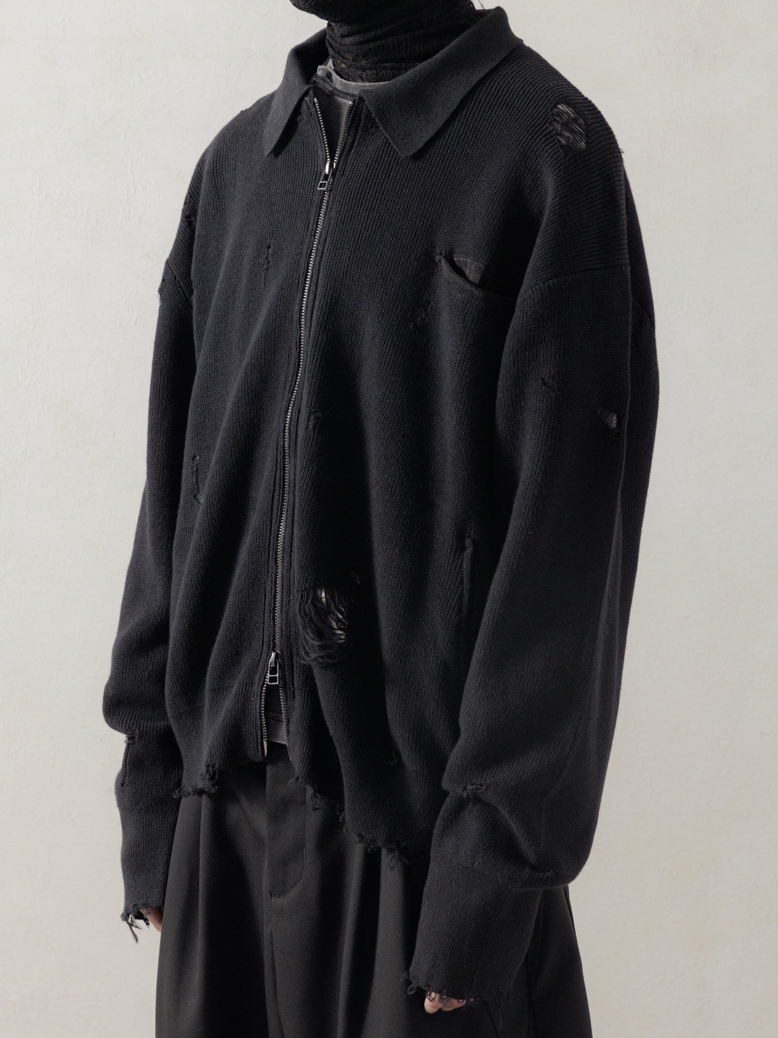 25FW｜Destroyed Knit