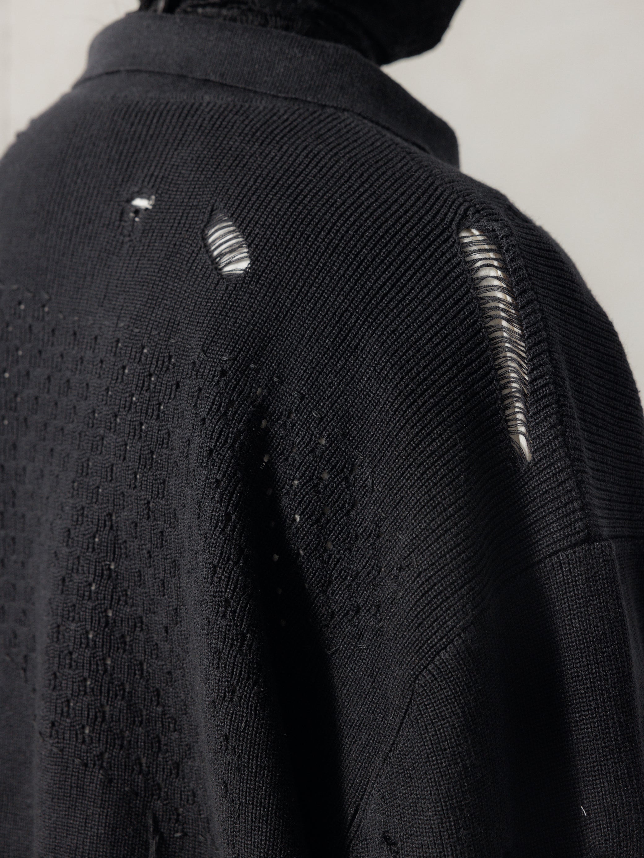 25FW｜Destroyed Knit