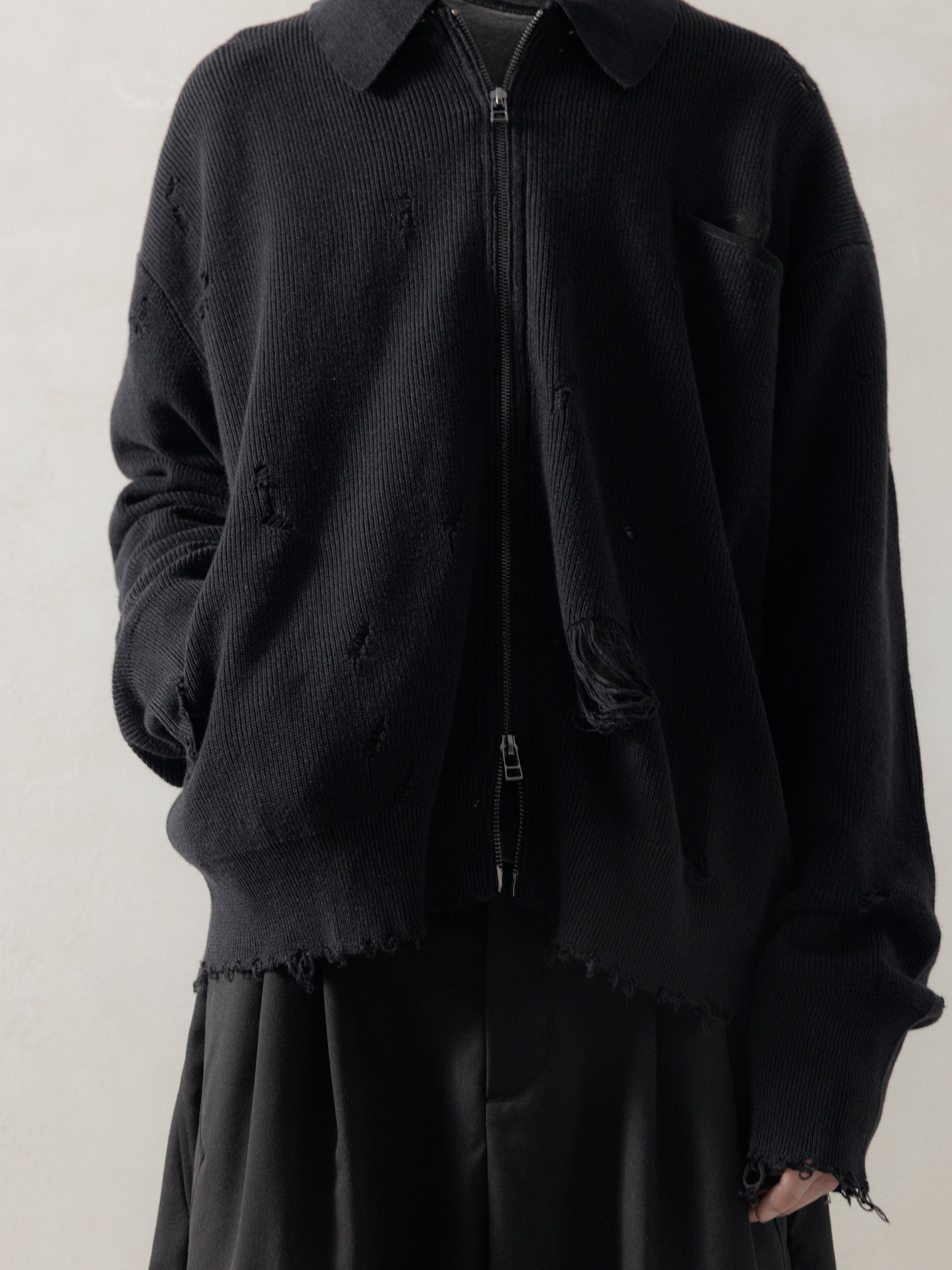 25FW｜Destroyed Knit