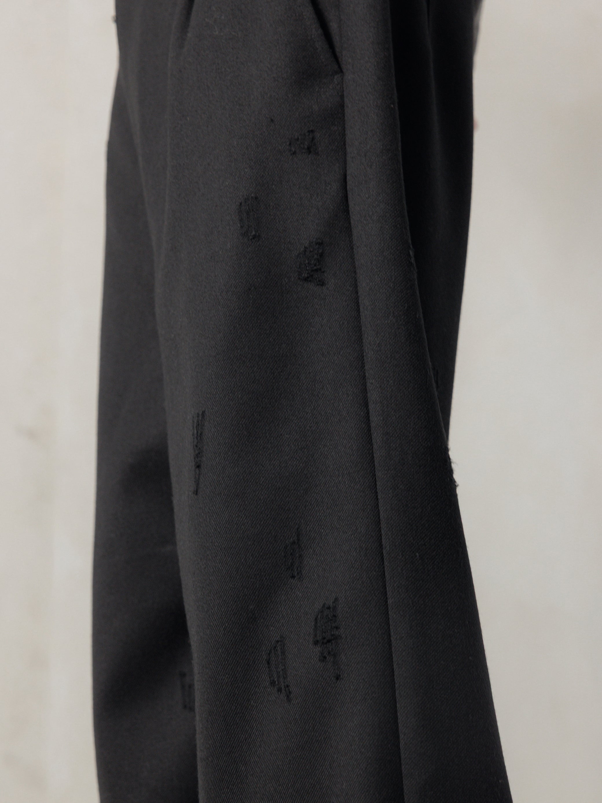 25FW｜Distressed Wool Pants