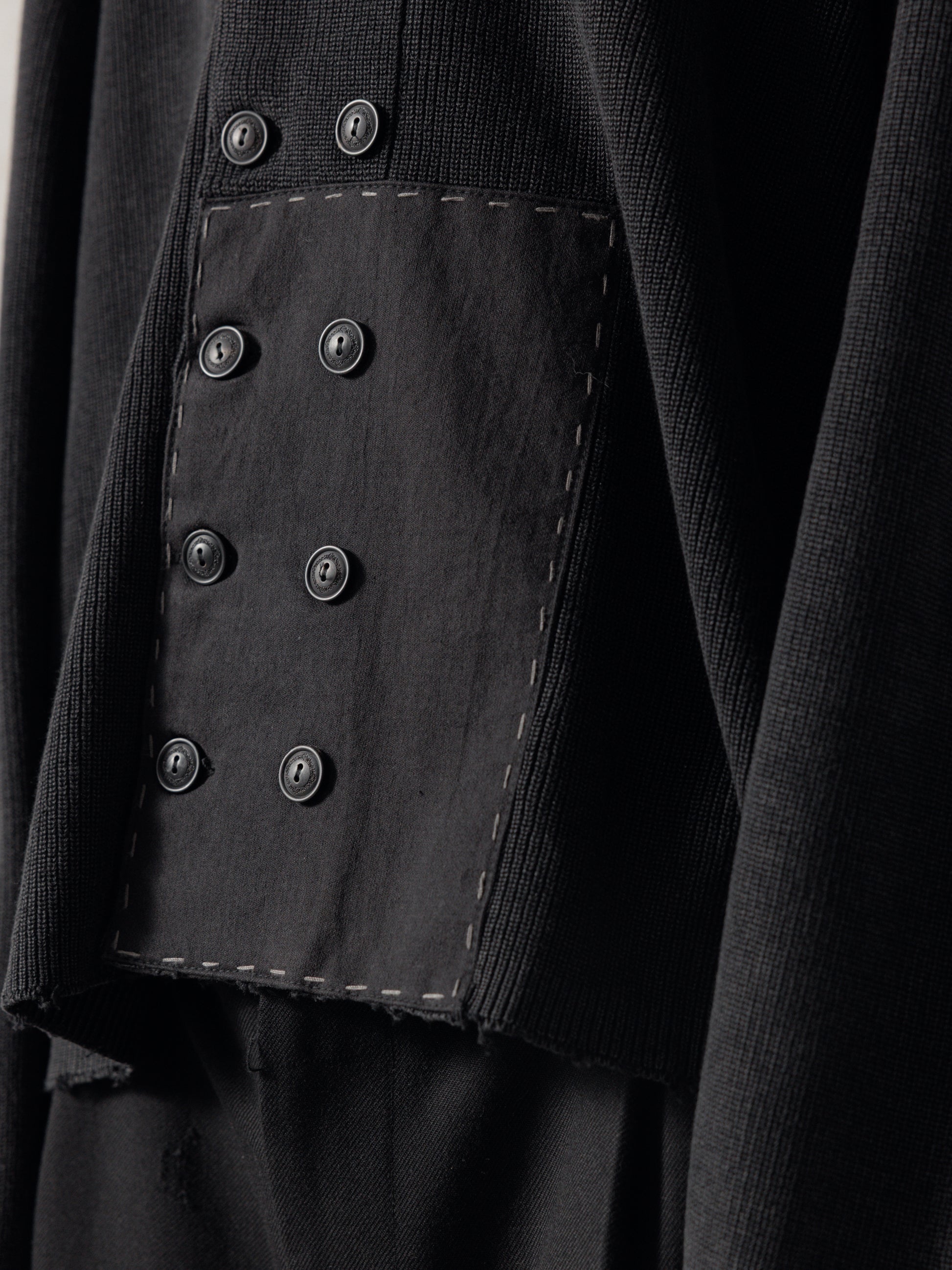 25FW｜Double Breasted Aged Knit