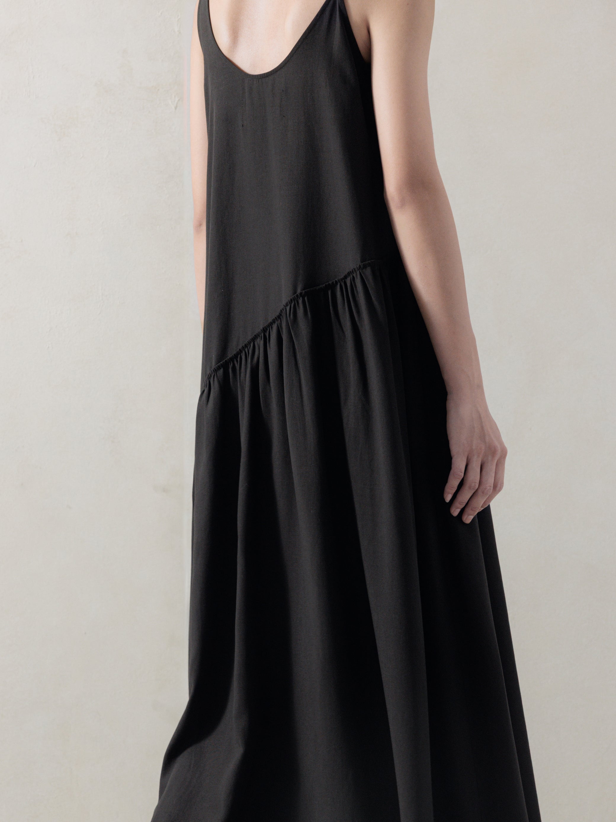 25FW WMS｜Comfort Midi Dress (Black)
