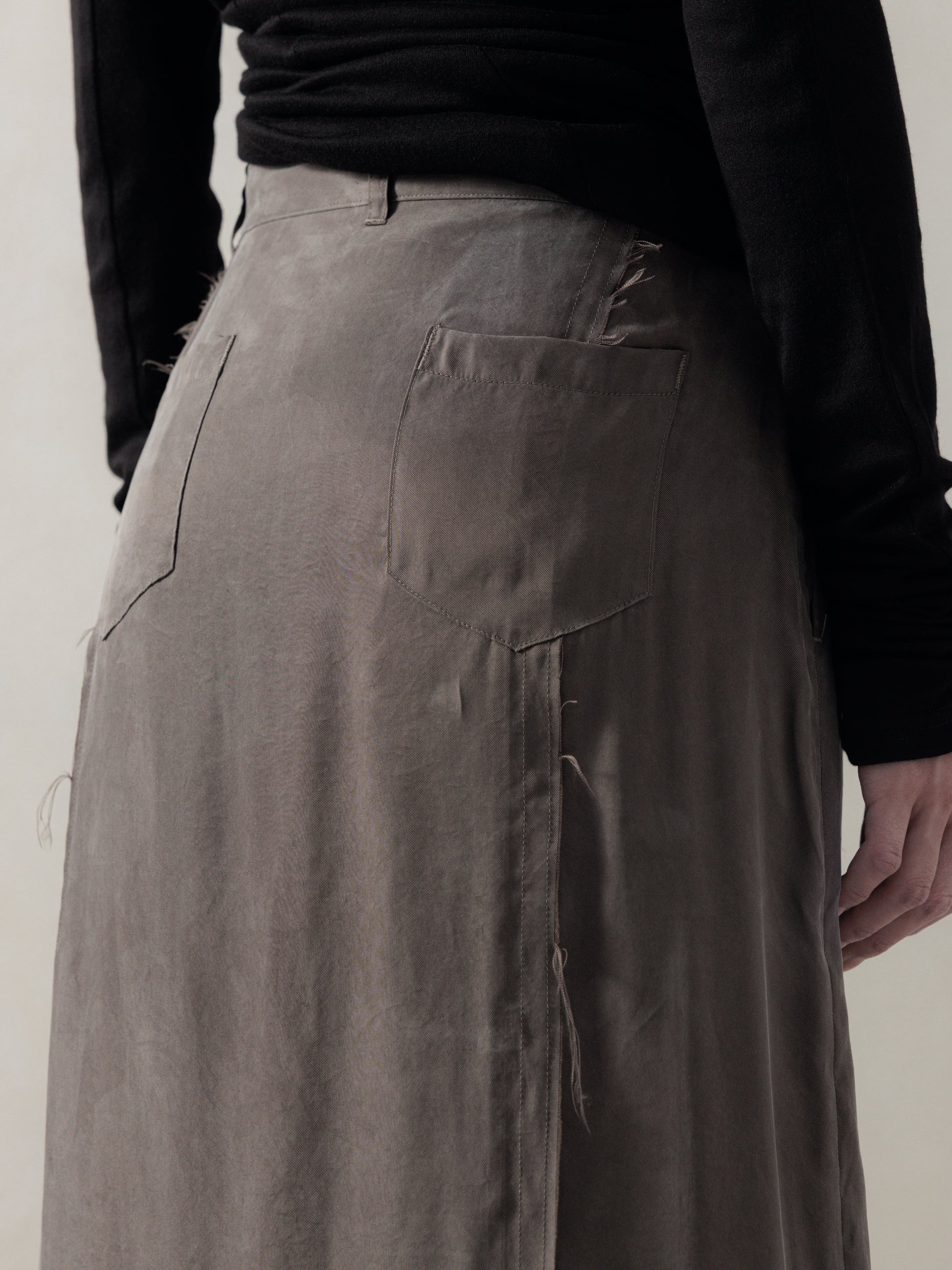 25FW WMS｜Frayed Skirt (Grey)