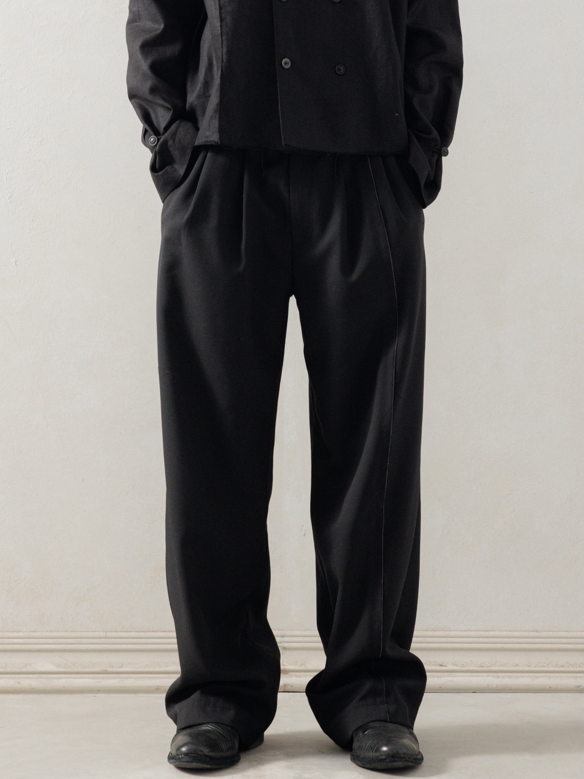 新品タグ付きPLEATS TROUSERS ブラック34 Supreme Pleated Trouser (FW21) - $168