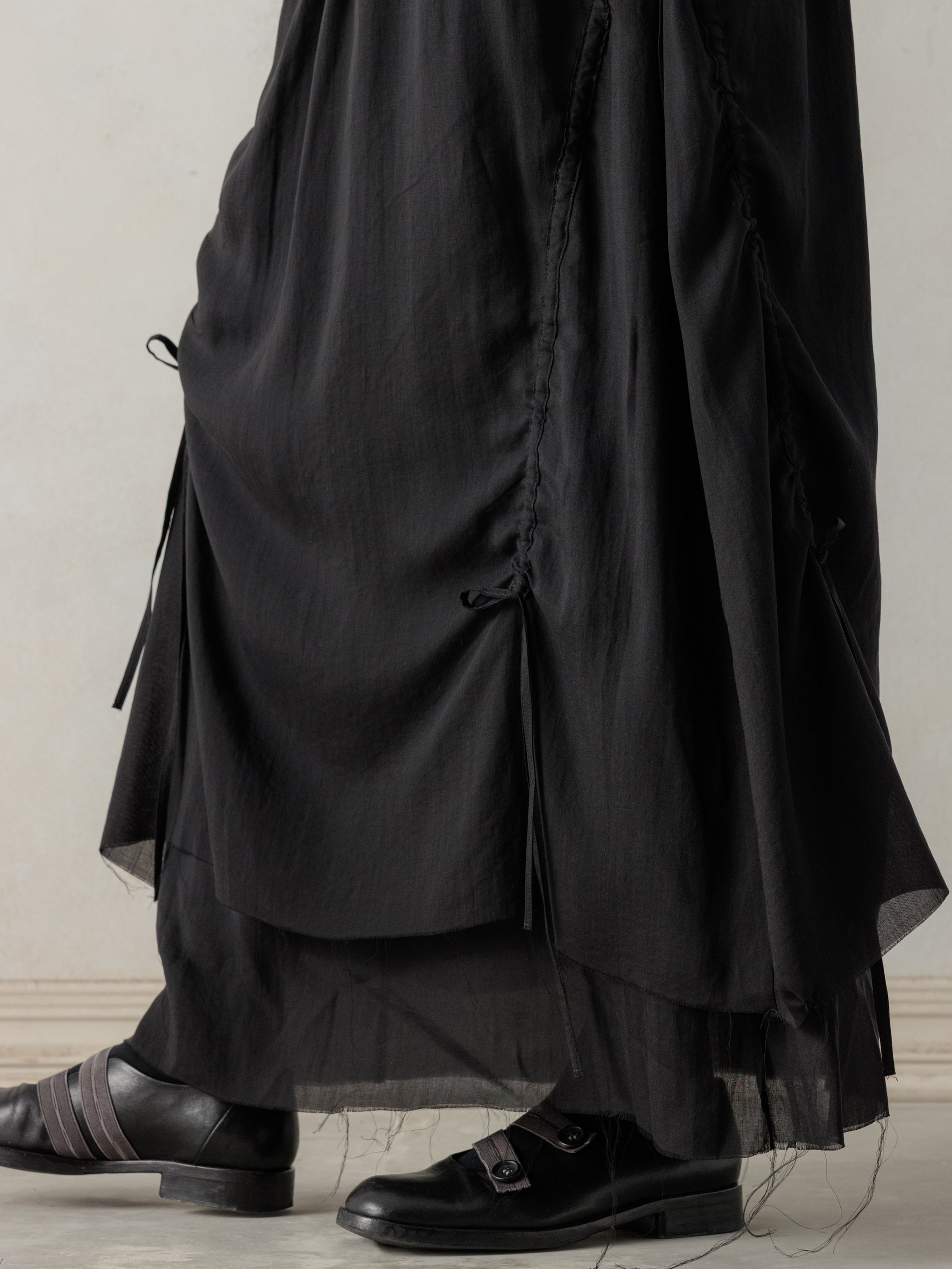 26SS WMS｜Cotton Pleated Midi Skirt (Black)