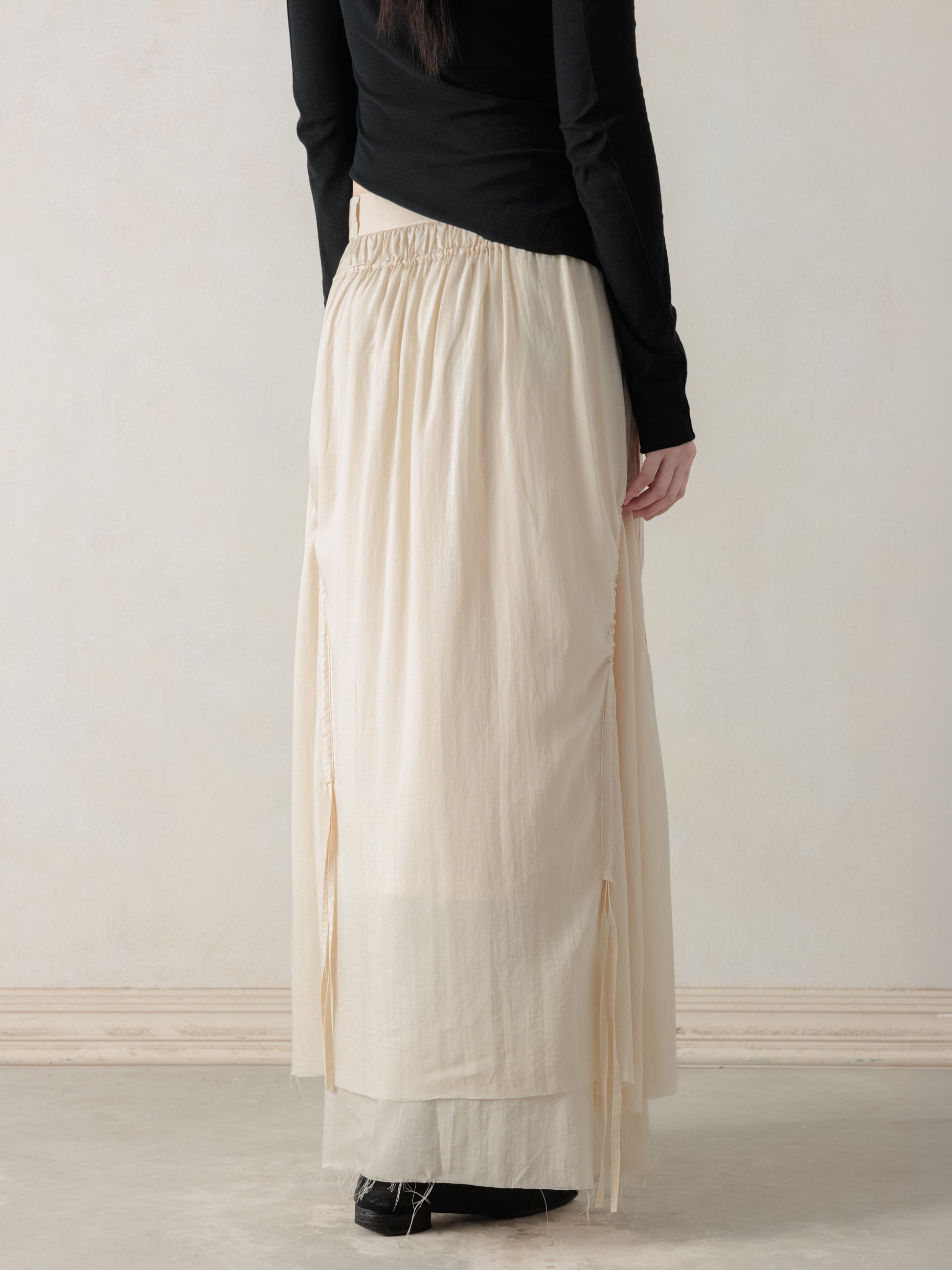 26SS WMS｜Cotton Pleated Midi Skirt (Beige)