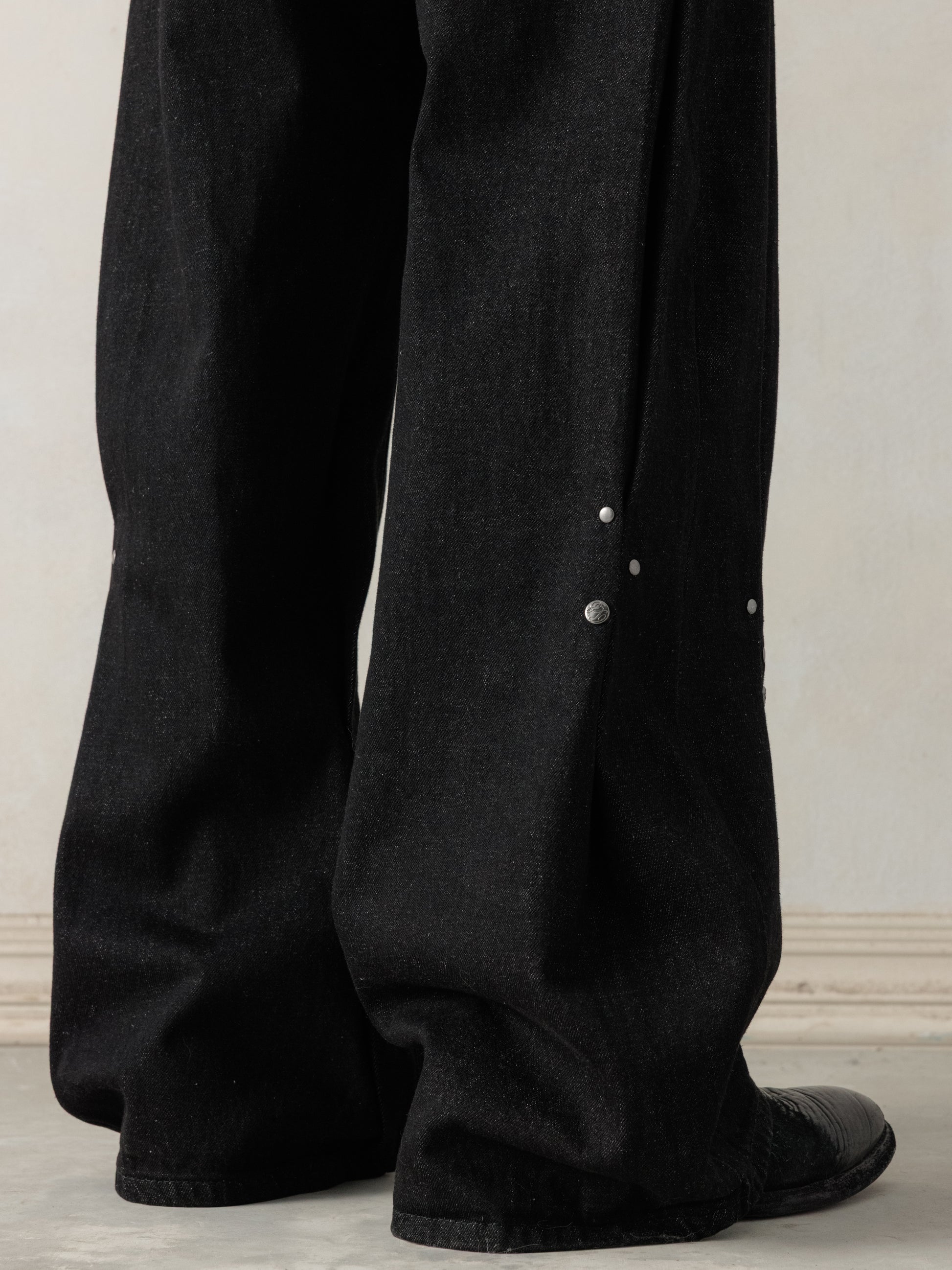 26SS｜Asymmetric Denim