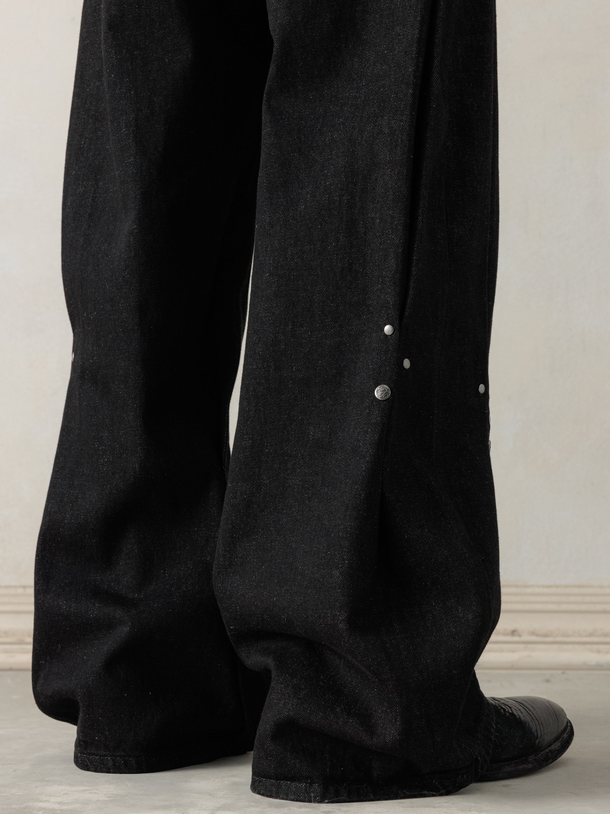 26SS｜Asymmetric Denim