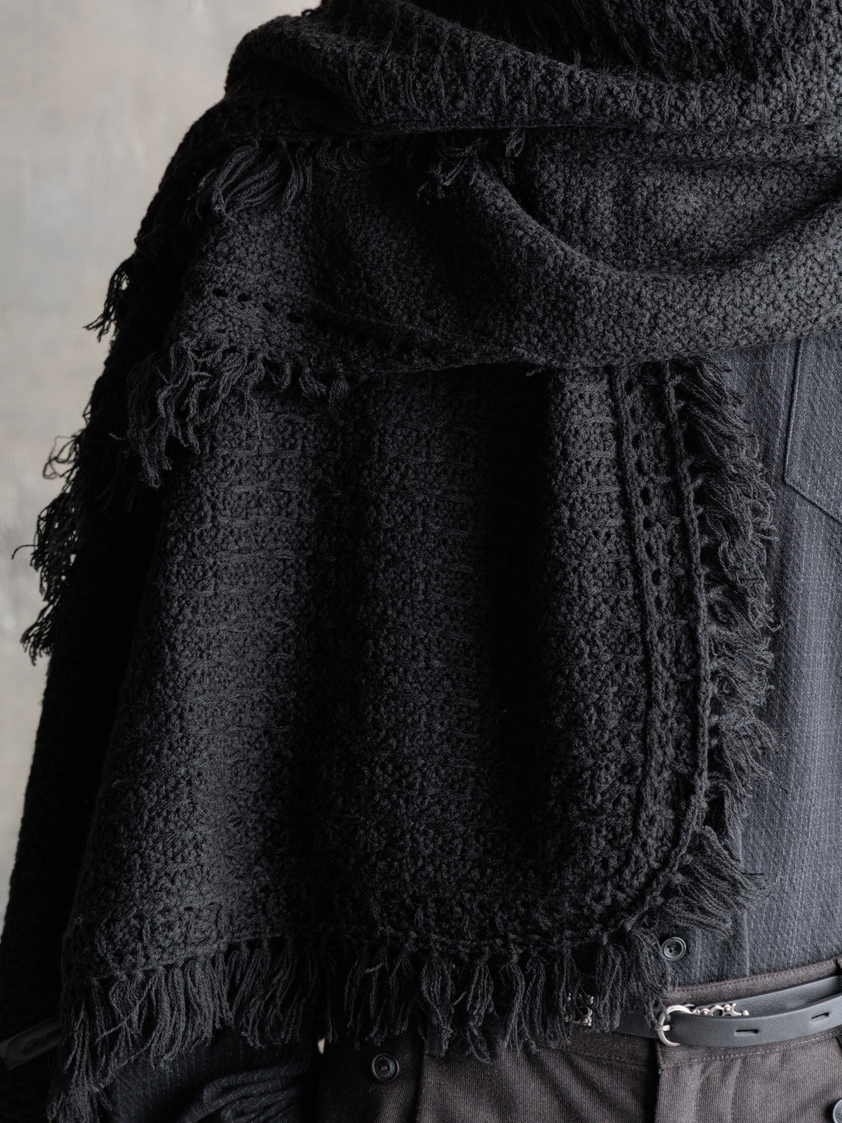 26FW｜Textured Antique Scarf (Black)