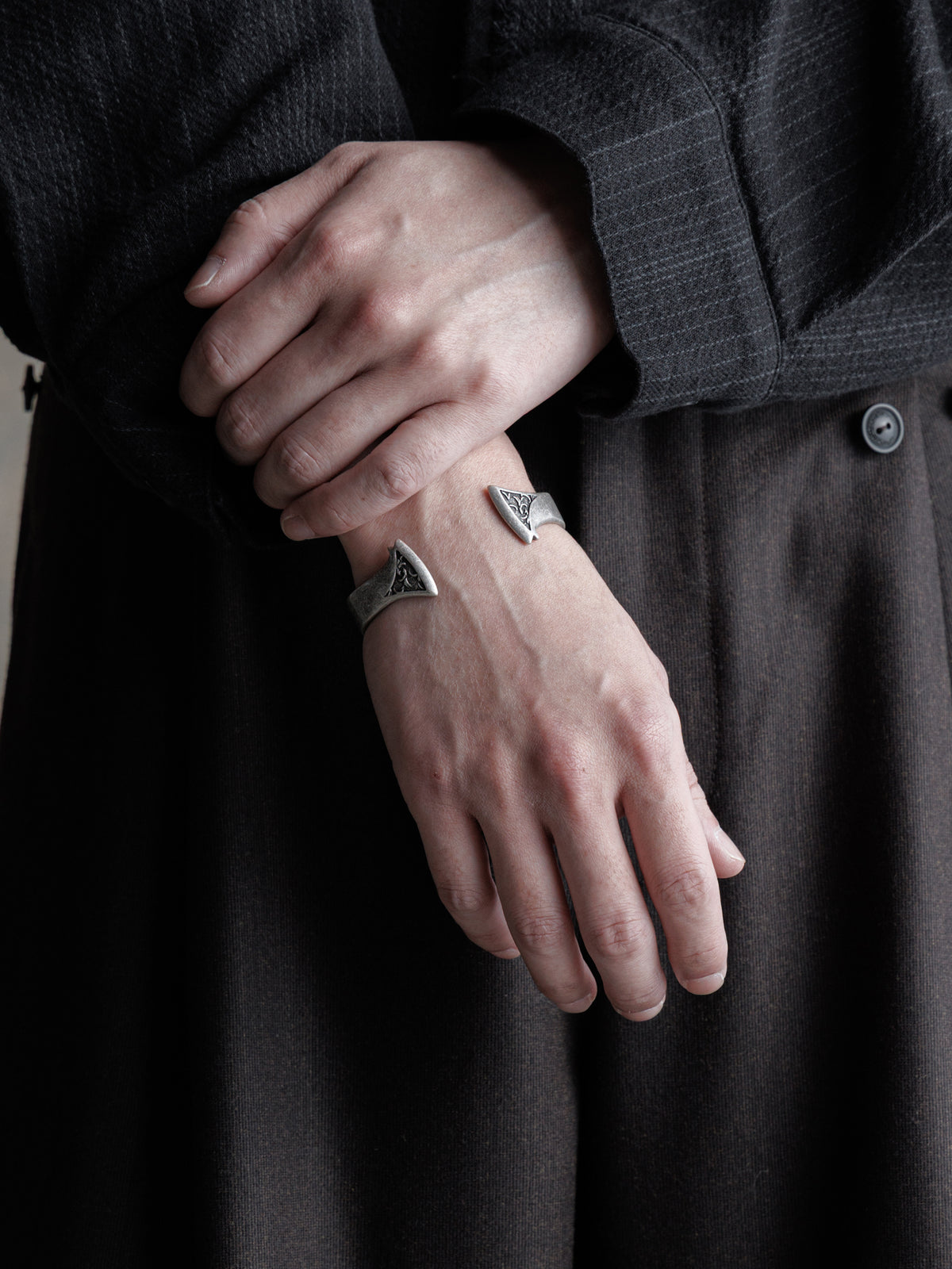 26FW｜Fortune Axe Bangle