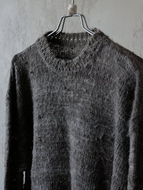 Forgotten Materials｜Tussah Silk Handspun Yarn Top (Natural Dyed Dark Grey)