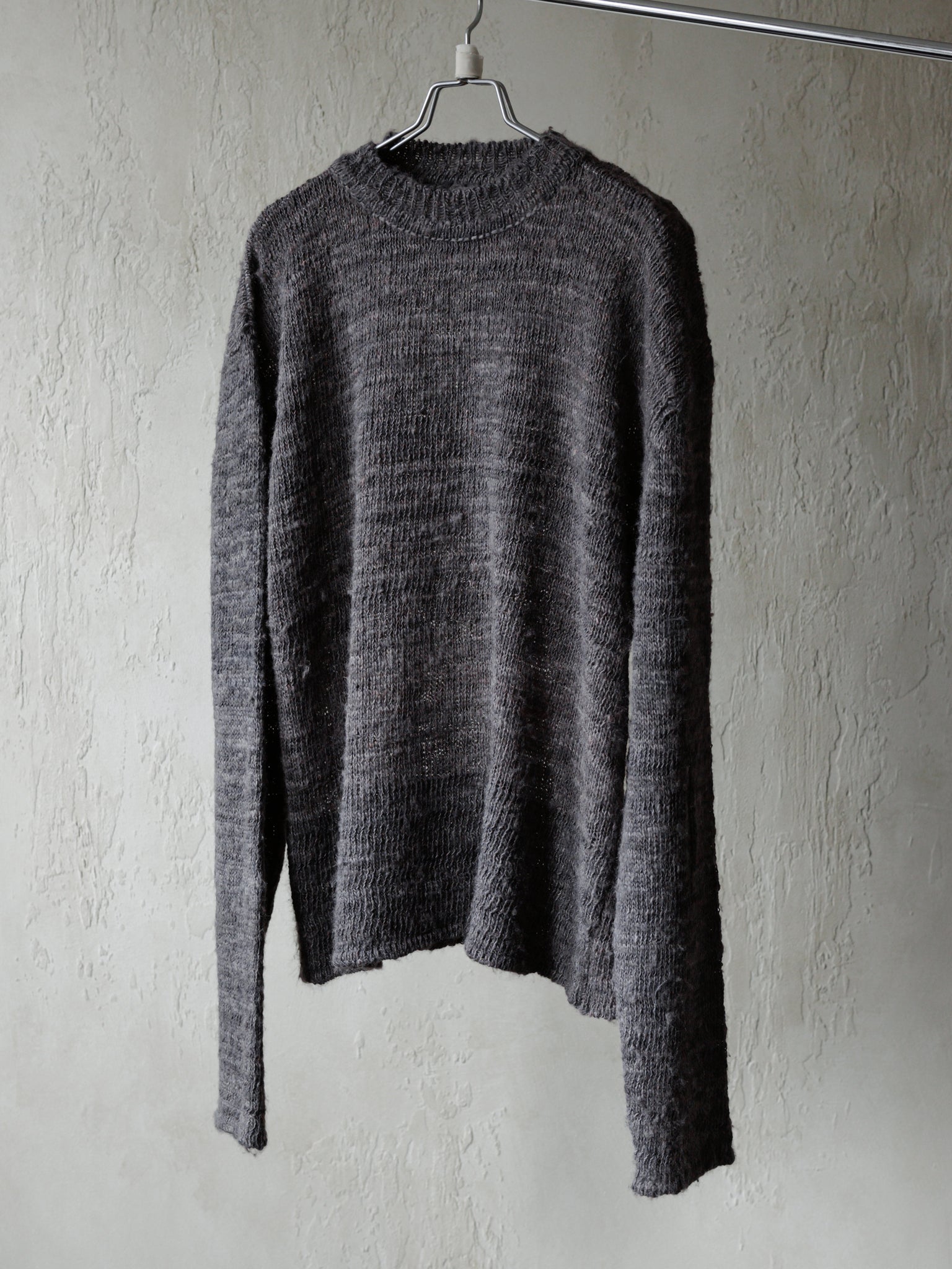 Forgotten Materials｜Tussah Silk Handspun Yarn Top (Natural Dyed Dark Purple)