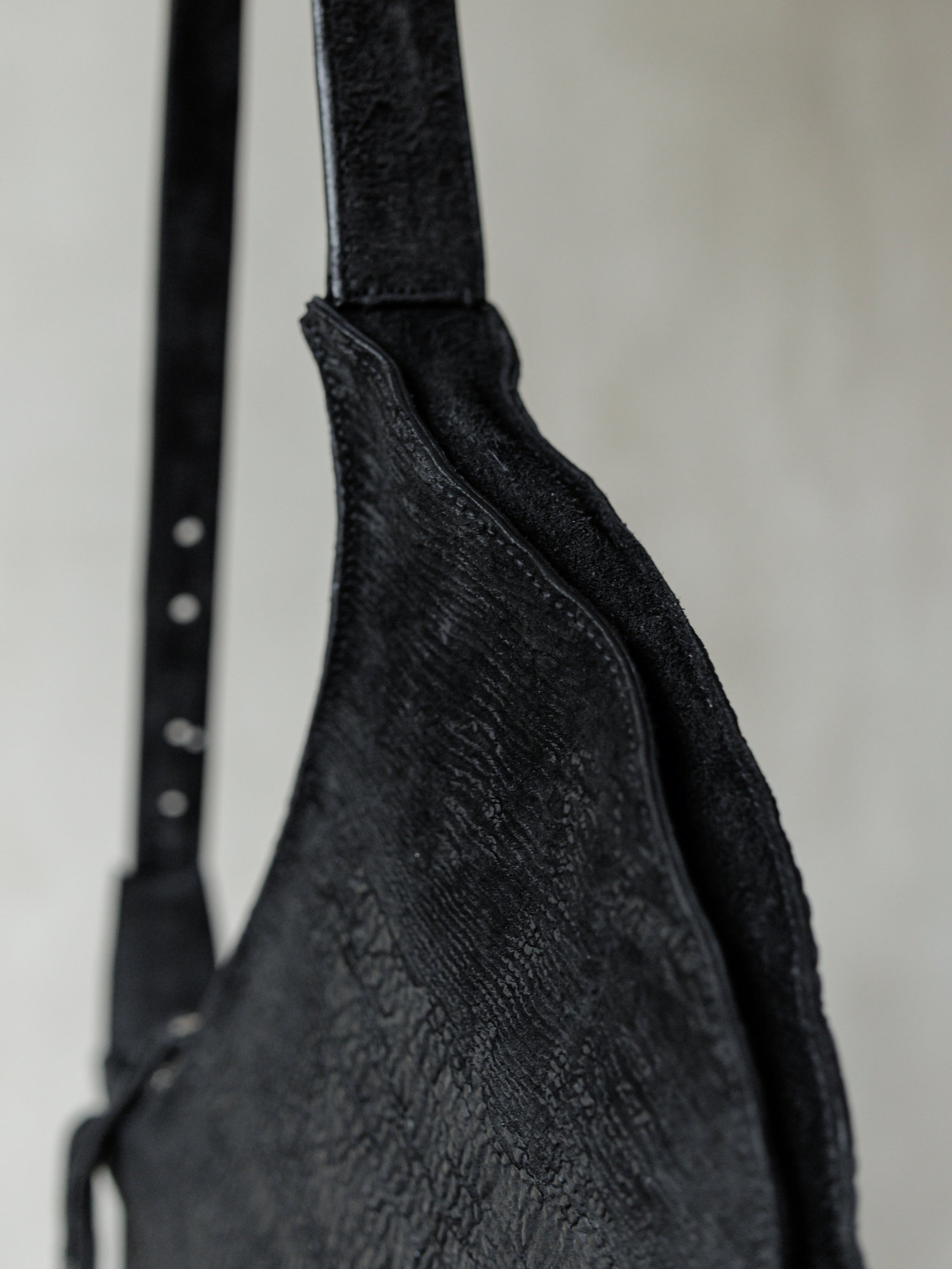 Forgotten Materials｜Cordovan Crossbody Bag – Professor.E