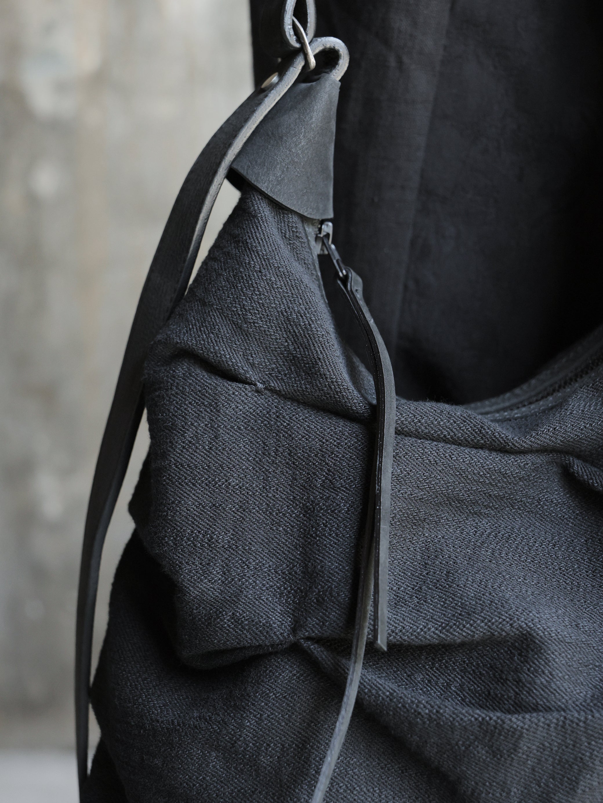 Professor.E｜Musste Bag