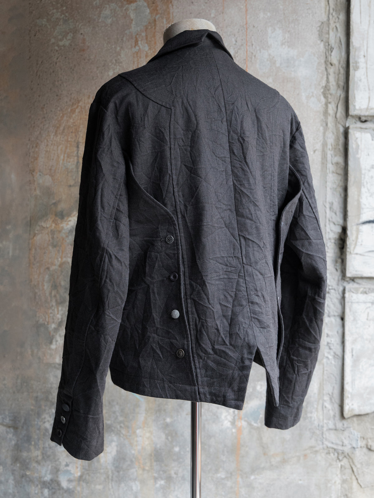 Forgotten Materials｜Asymmetric Cut-Out Blazer