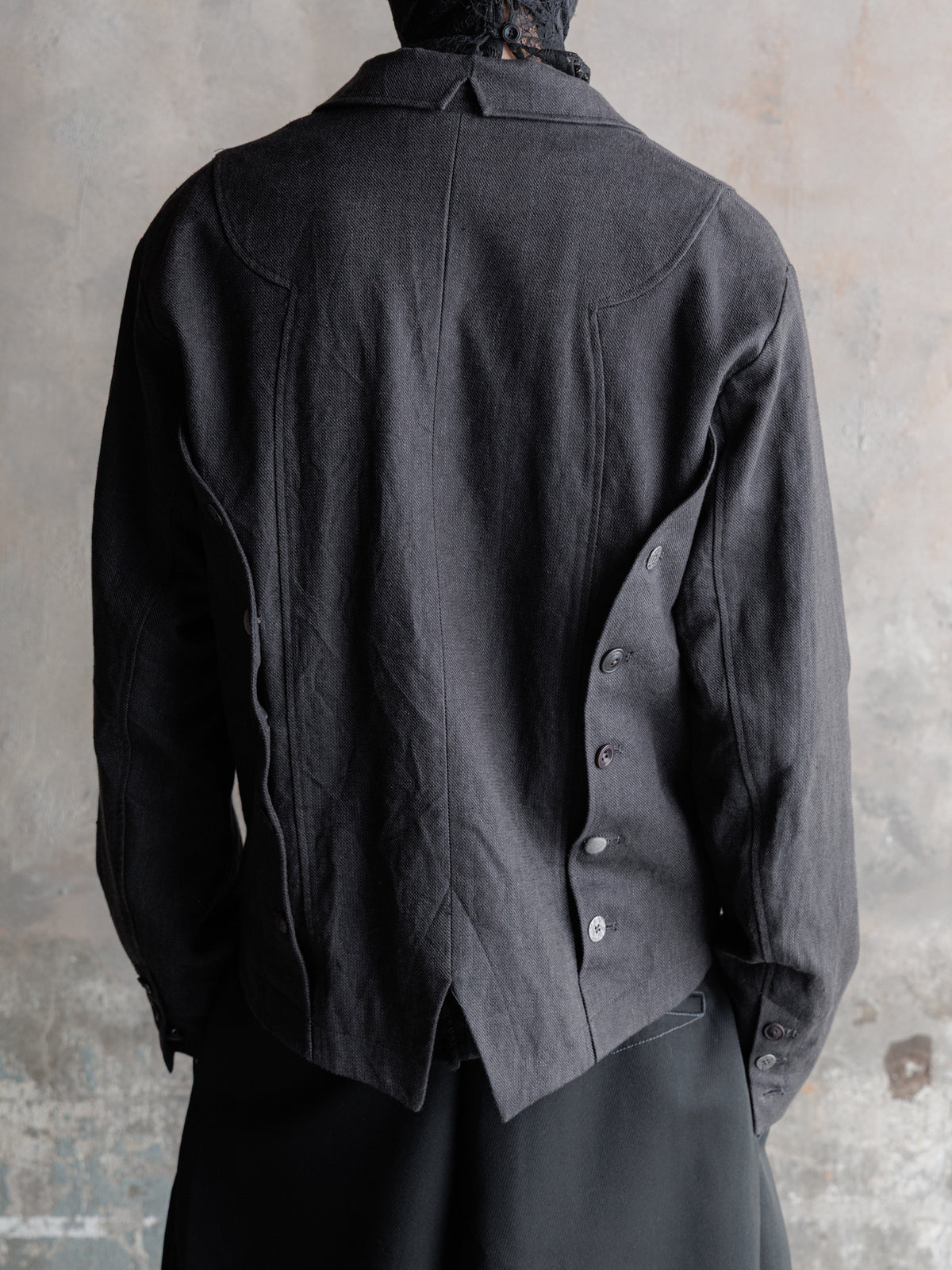 Forgotten Materials｜Asymmetric Cut-Out Blazer
