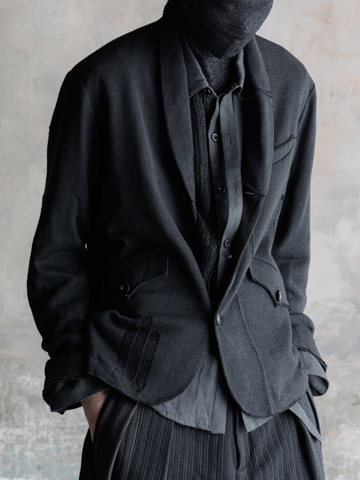 26FW｜Distressed Knitted Blazer