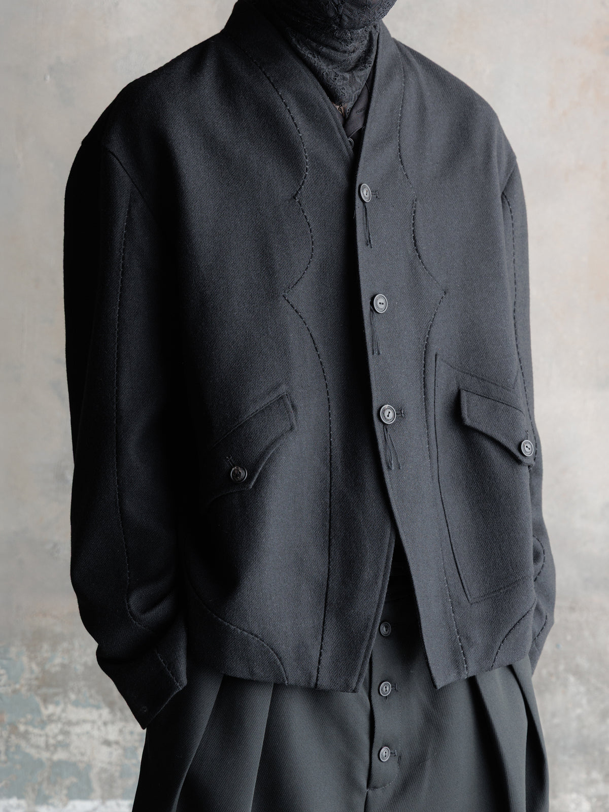 26FW｜Overlock Mandarin Collar Blazer