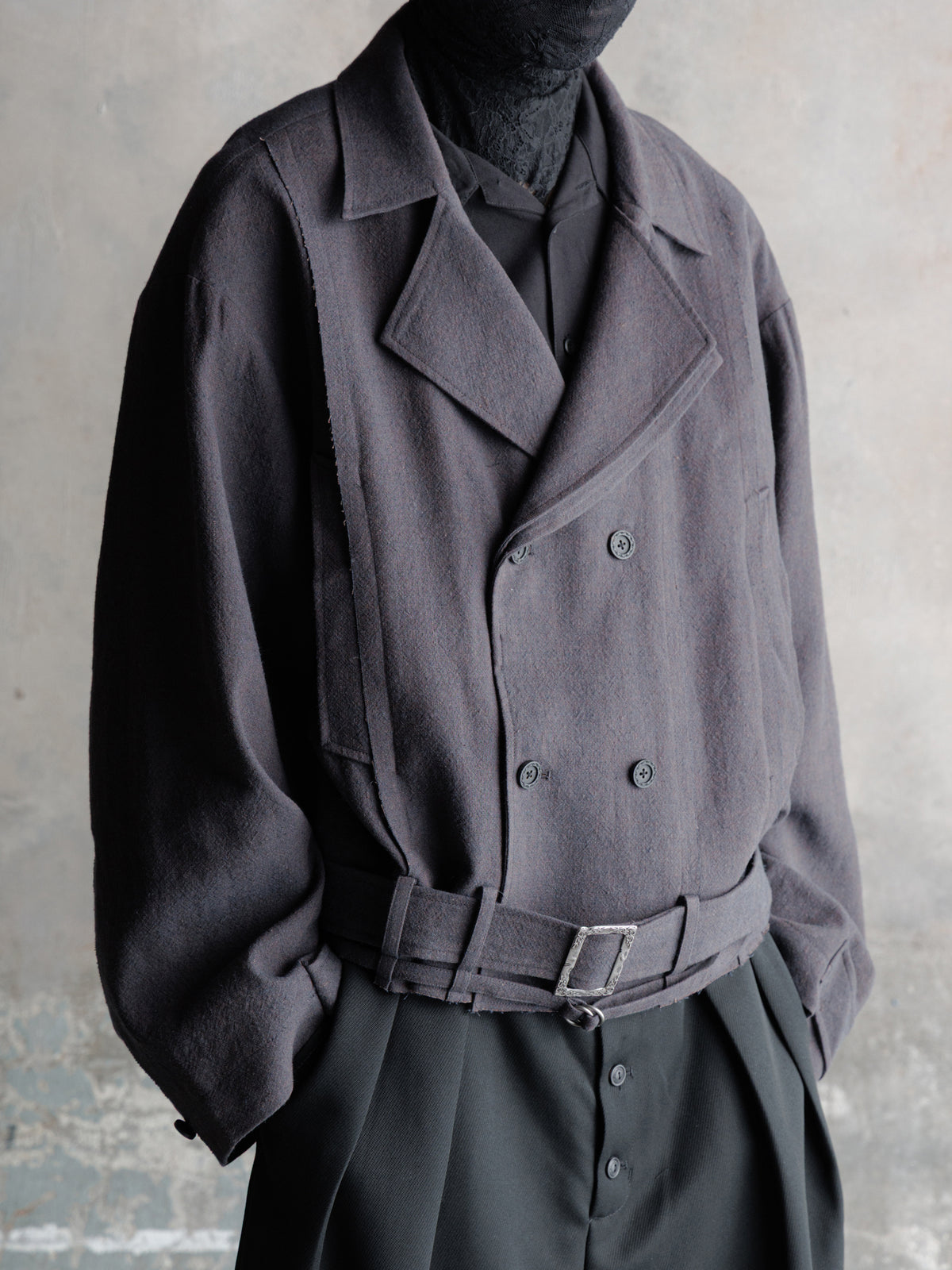 26FW｜Belted Cropped Trench