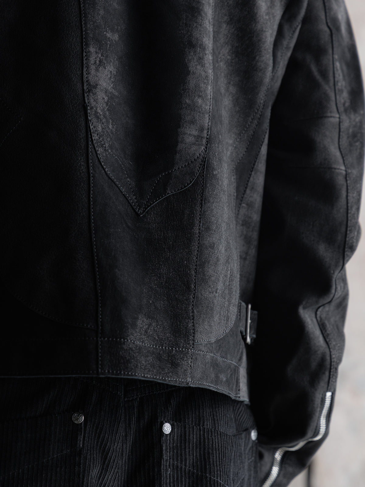 26FW｜Washed Nubuck Chariot JKT