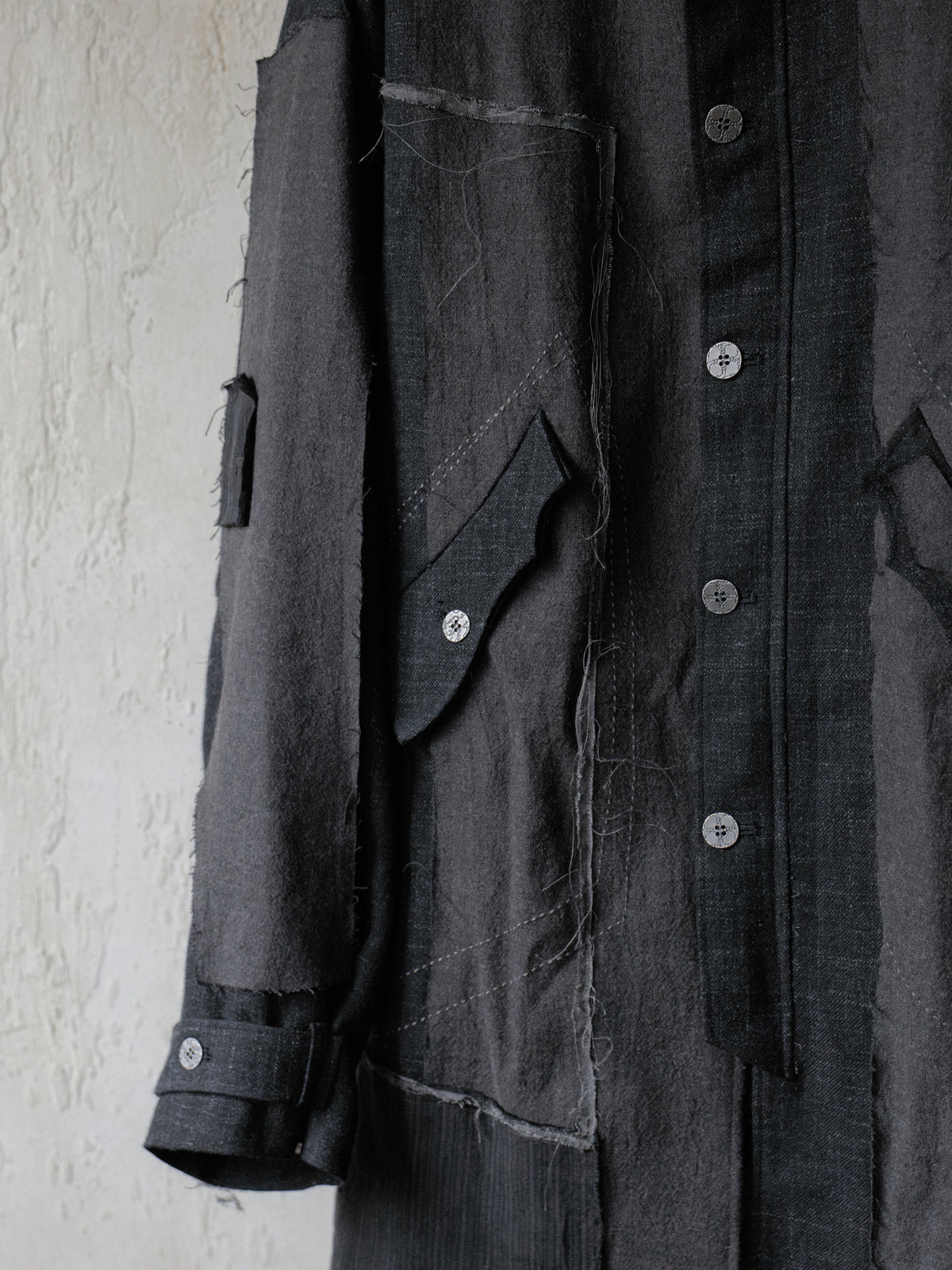Forgotten Materials｜Hand-tattered Edges Parka