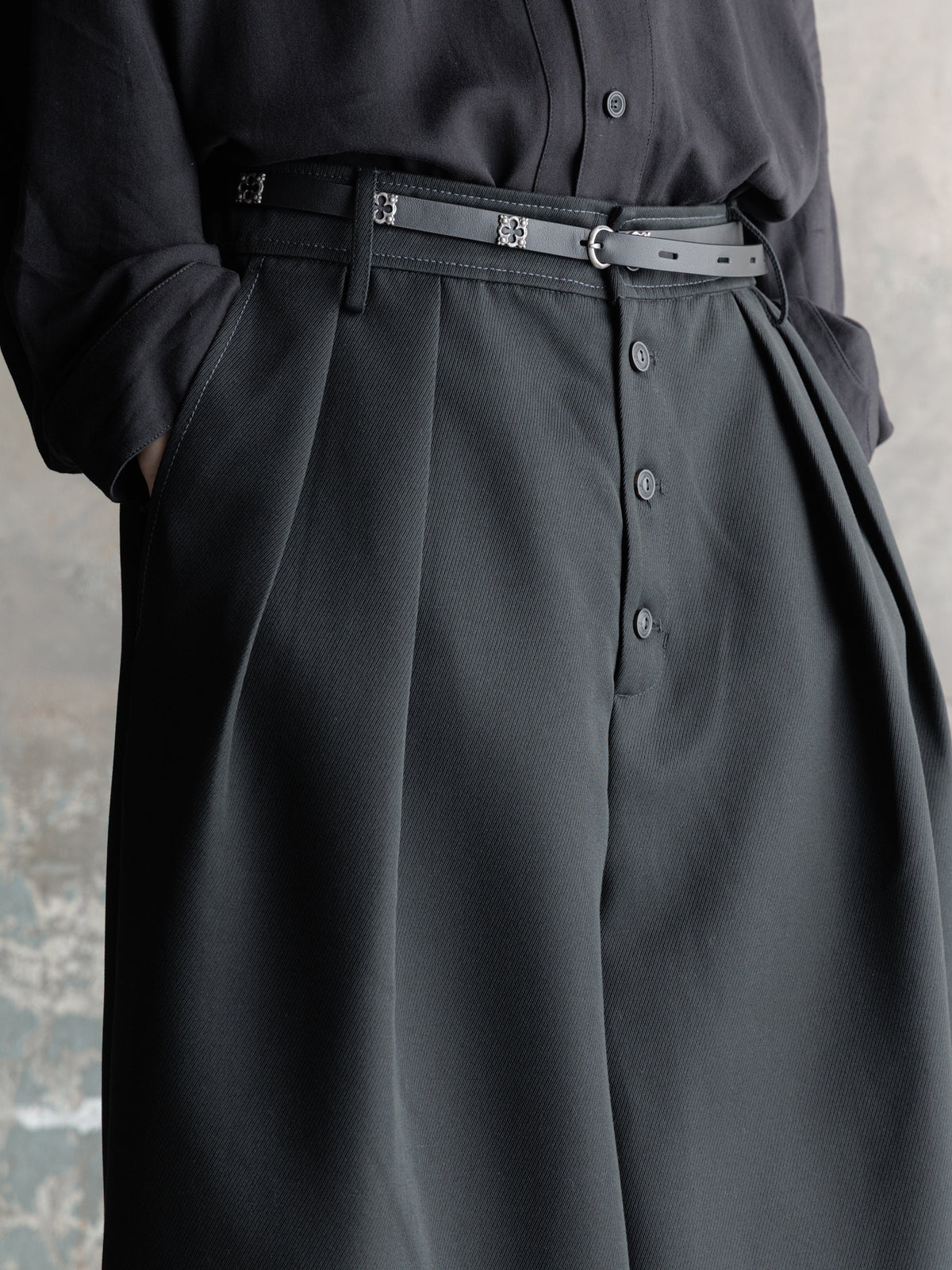 26FW｜Foldable Waist Embroidered Trousers
