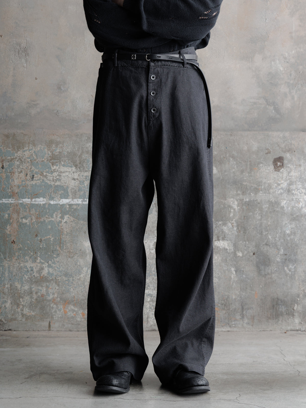 26FW｜Overlocked Loose Buckleback
