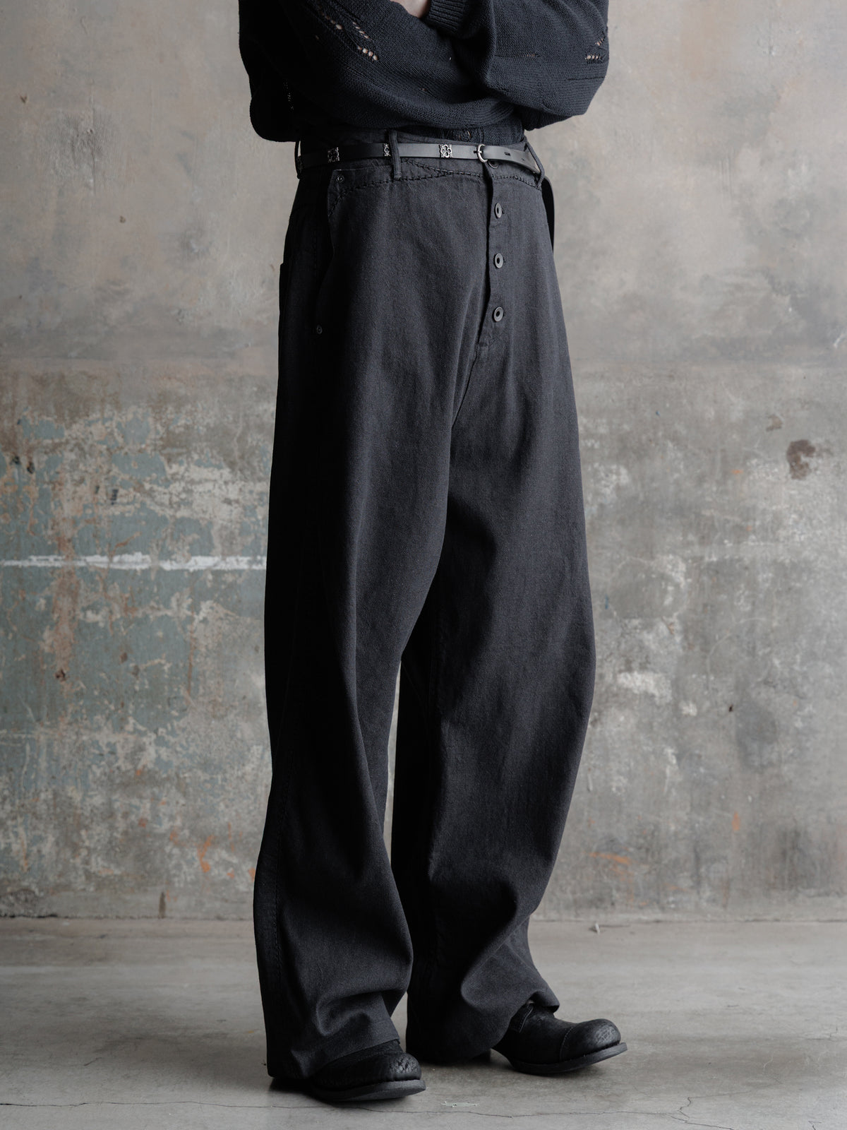 26FW｜Overlocked Loose Buckleback