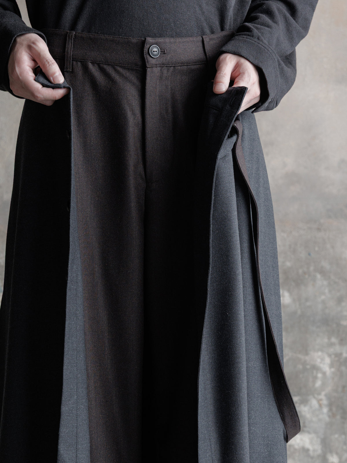 26FW｜Asymmetric Suspender Skirt-Panel Pants