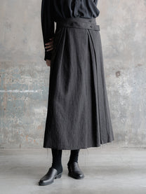 Forgotten Materials WMS｜Hand-Sewn Carved Pleats Skirt