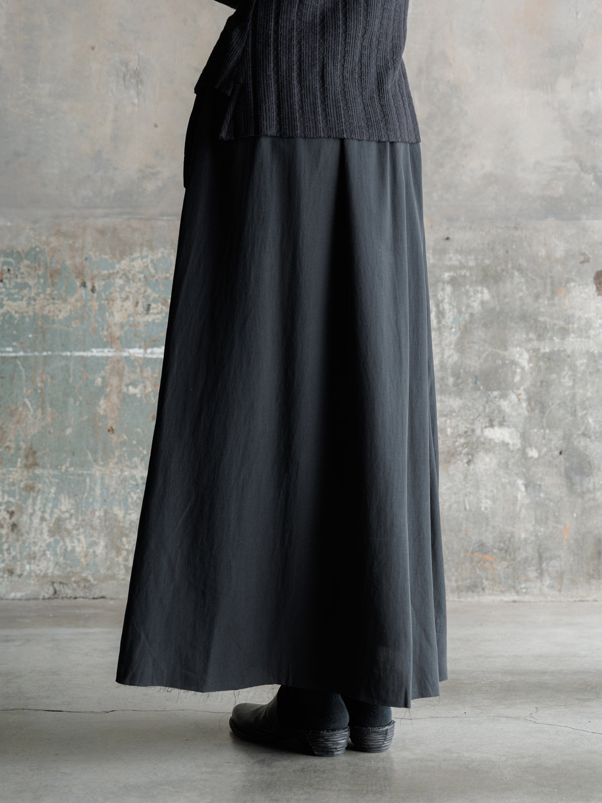 26FW WMS｜Layered Raw-Edge Skirt