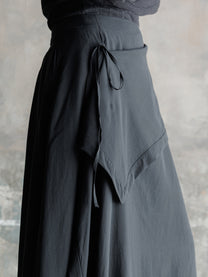 26FW WMS｜Layered Raw-Edge Skirt