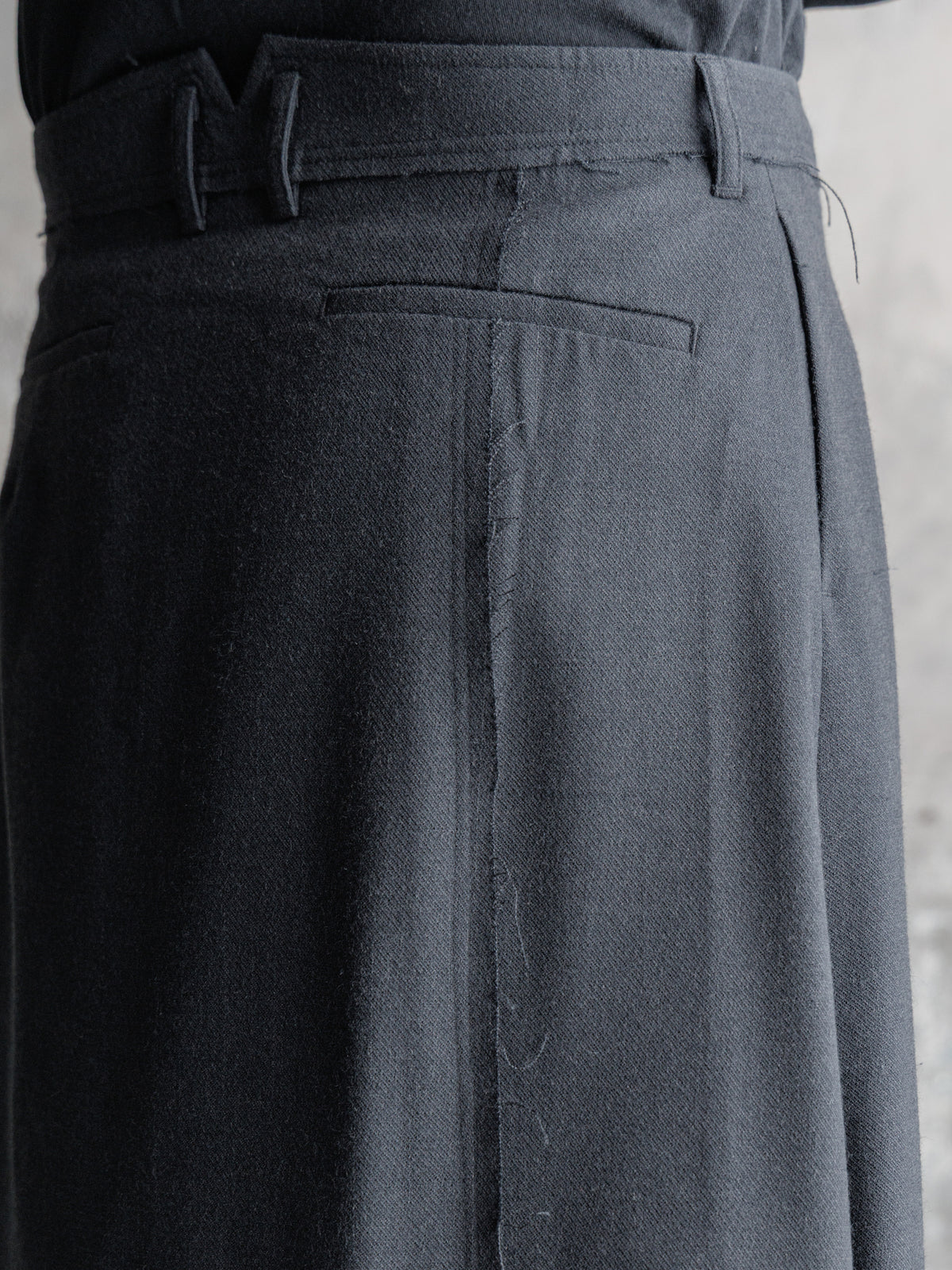 26FW WMS｜Double Breasted Frayed Skirt