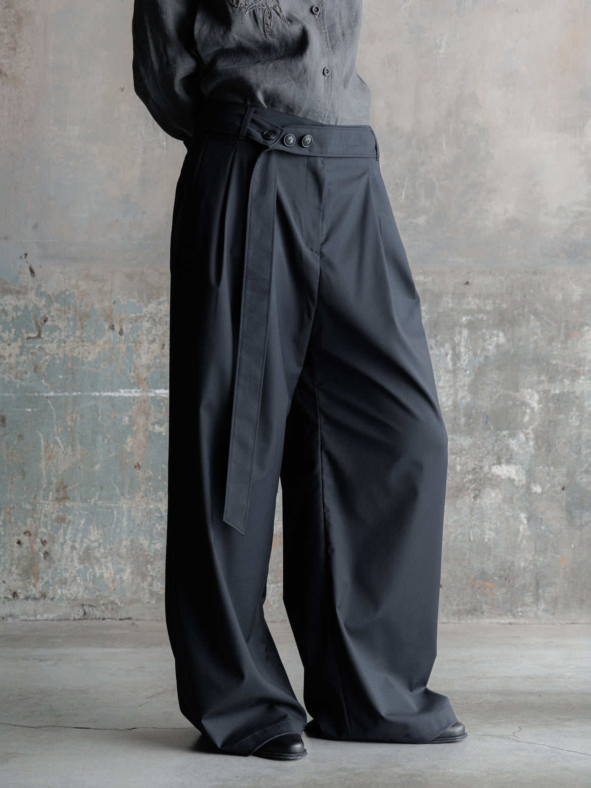26FW WMS｜Belted Pleats Trousers
