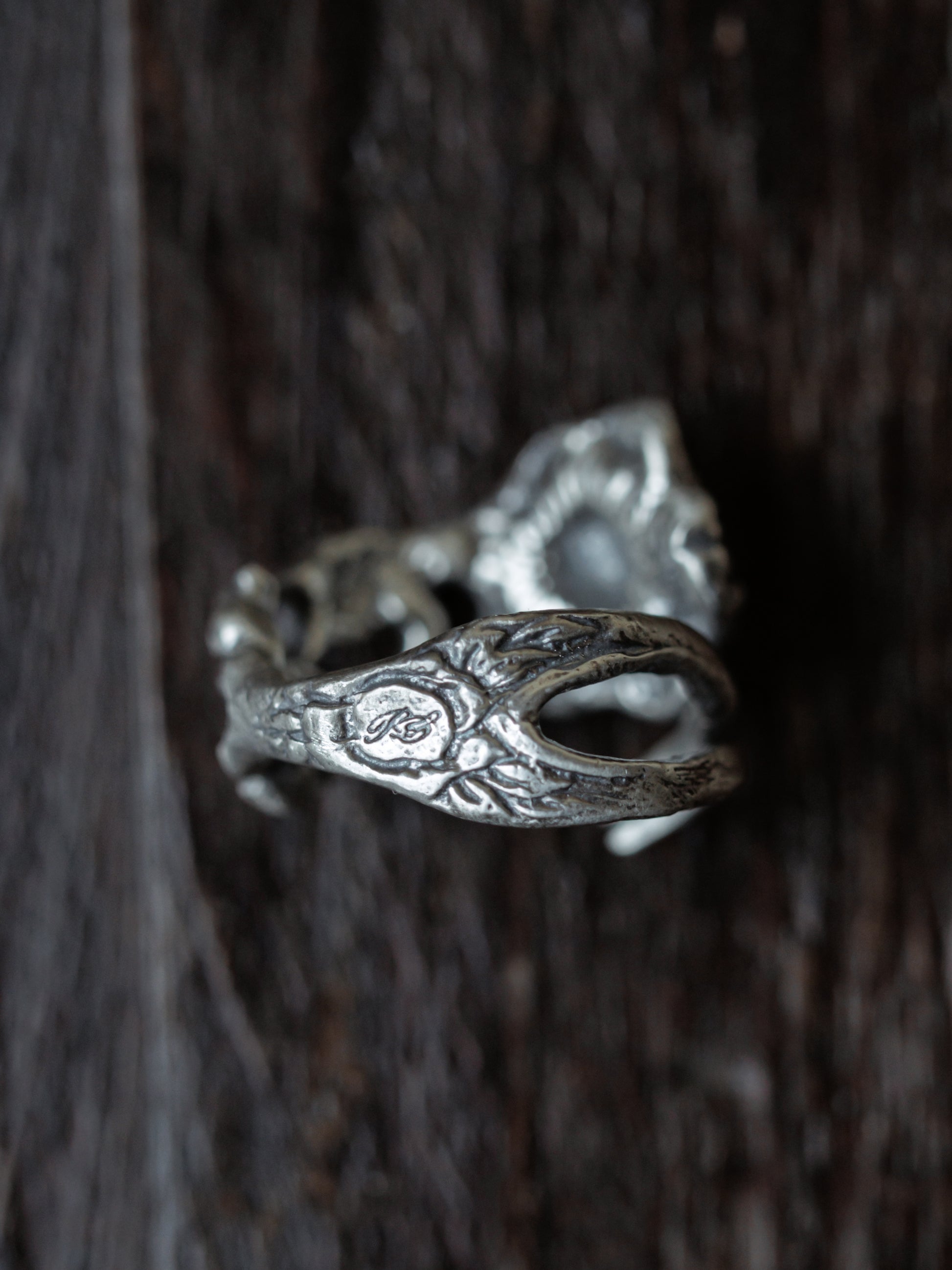 Forgotten Materials｜Fork Ring