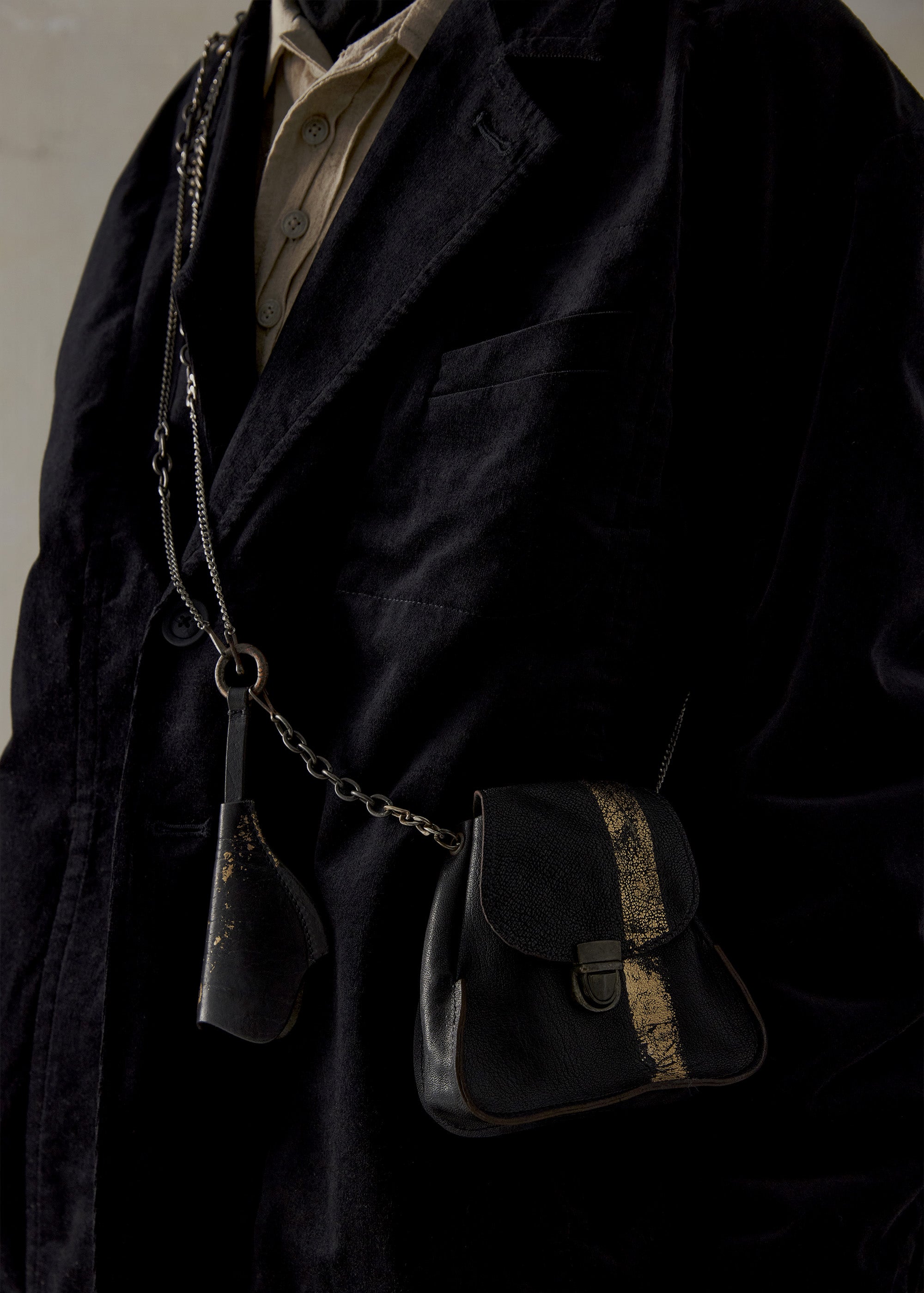 22FW｜E Cross-Body Key Holster Necklace Lock Bag (Burnt Natural
